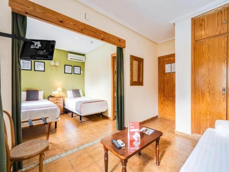 Hotel Hospedium Torre San Juan 2*